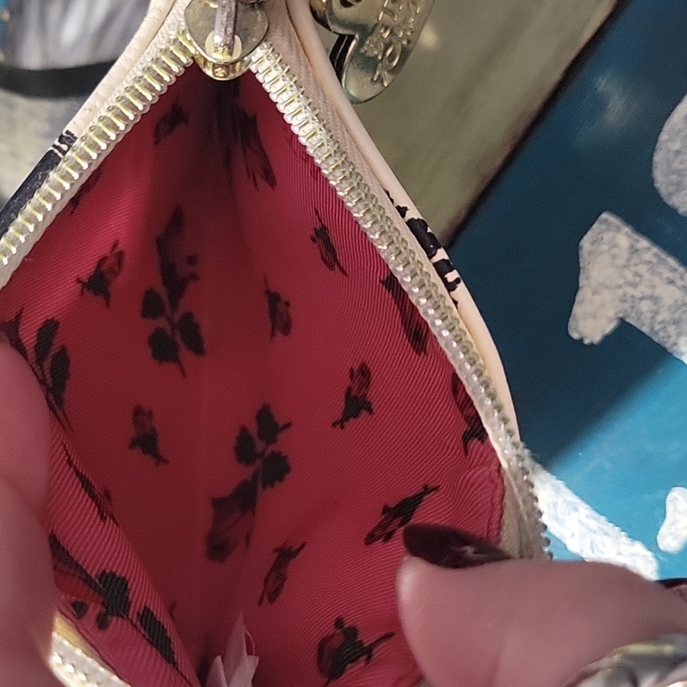 Betsey Johnson Black and Cream Wallet - Picture 3 of 3